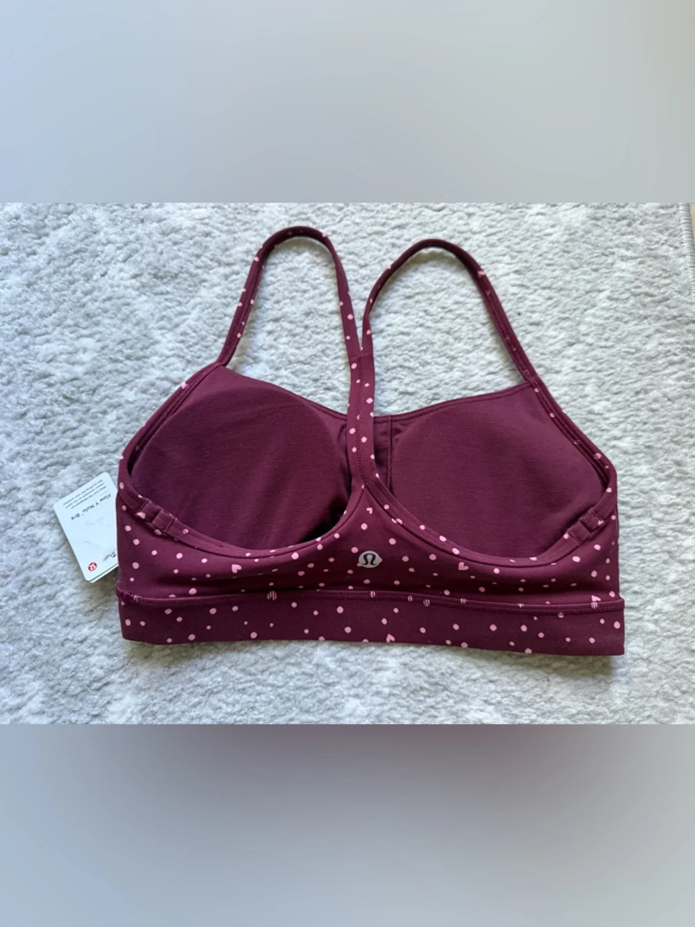 NWT Lulu Lemon Flow Y Nulu Bra Size 6